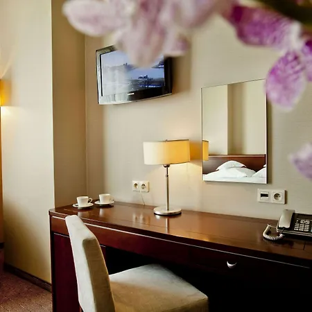 كوساك فندق كراكوفيا