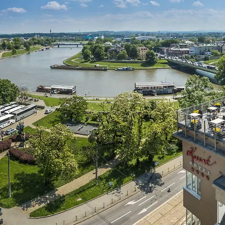 كوساك فندق 4*