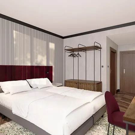 Kossak Hotell 4*